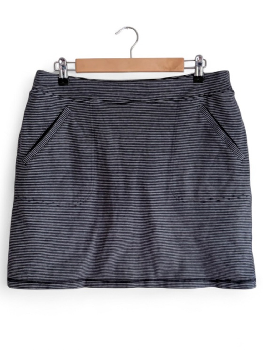 Talbots Navy Blue Striped Knit Mini Skirt with Attached Shorts Size M
